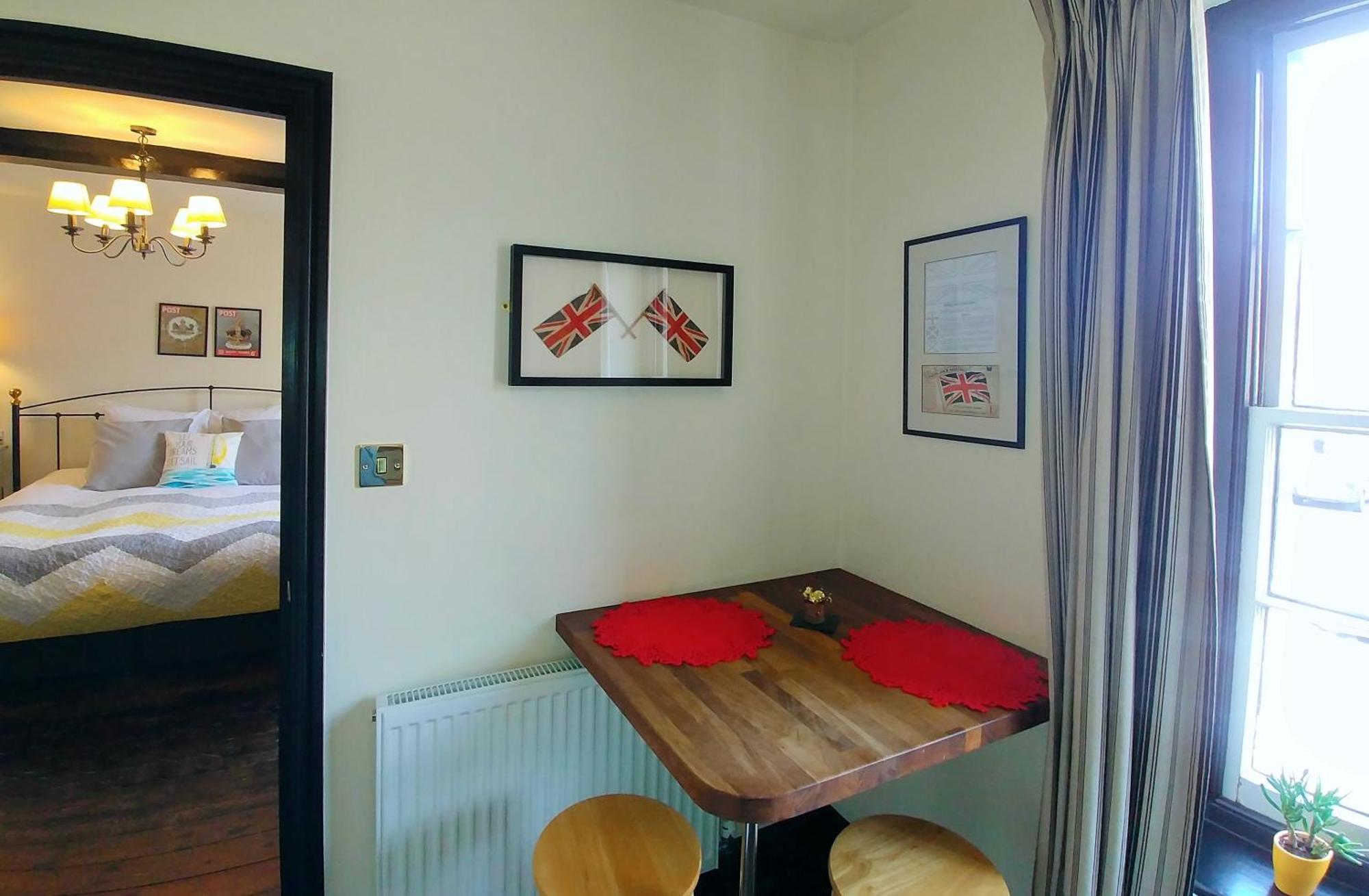 Bed and Breakfast Kings Head Holt Голт Номер фото