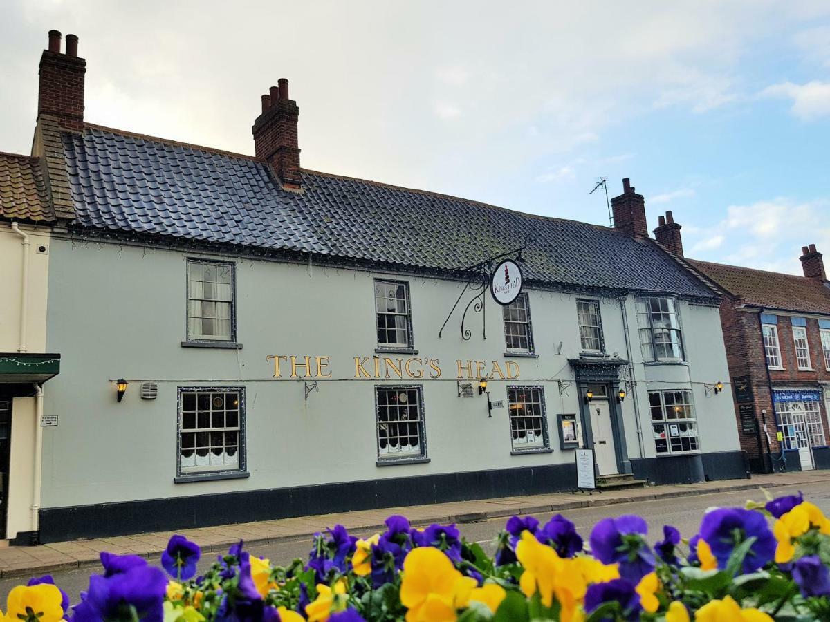 Bed and Breakfast Kings Head Holt Голт Екстер'єр фото